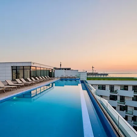 Apartment Aqua Vibes Std In Infinity Pool & Navodari