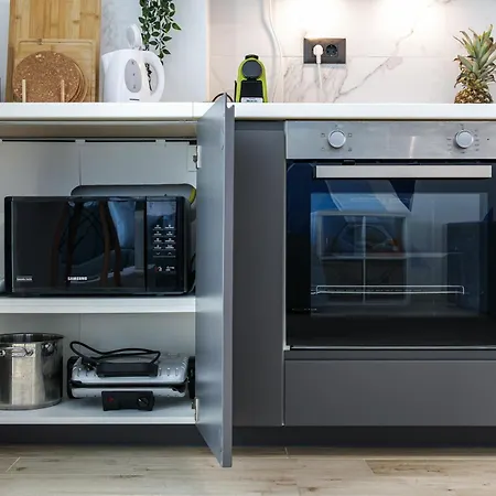 Aqua Vibes Std - Infinity Pool &