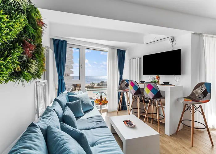 Aqua Vibes Std - Infinity Pool & Năvodari